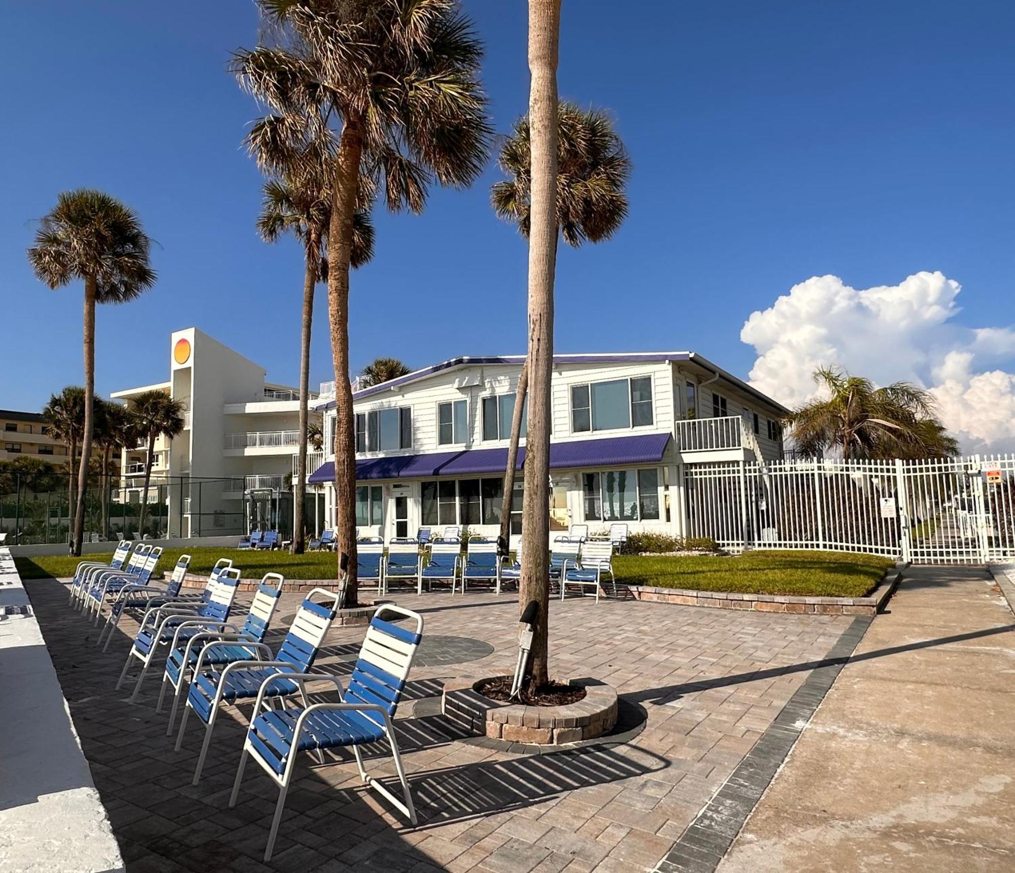 Sea Crest Aparthotel Point O'Rocks Kültér fotó
