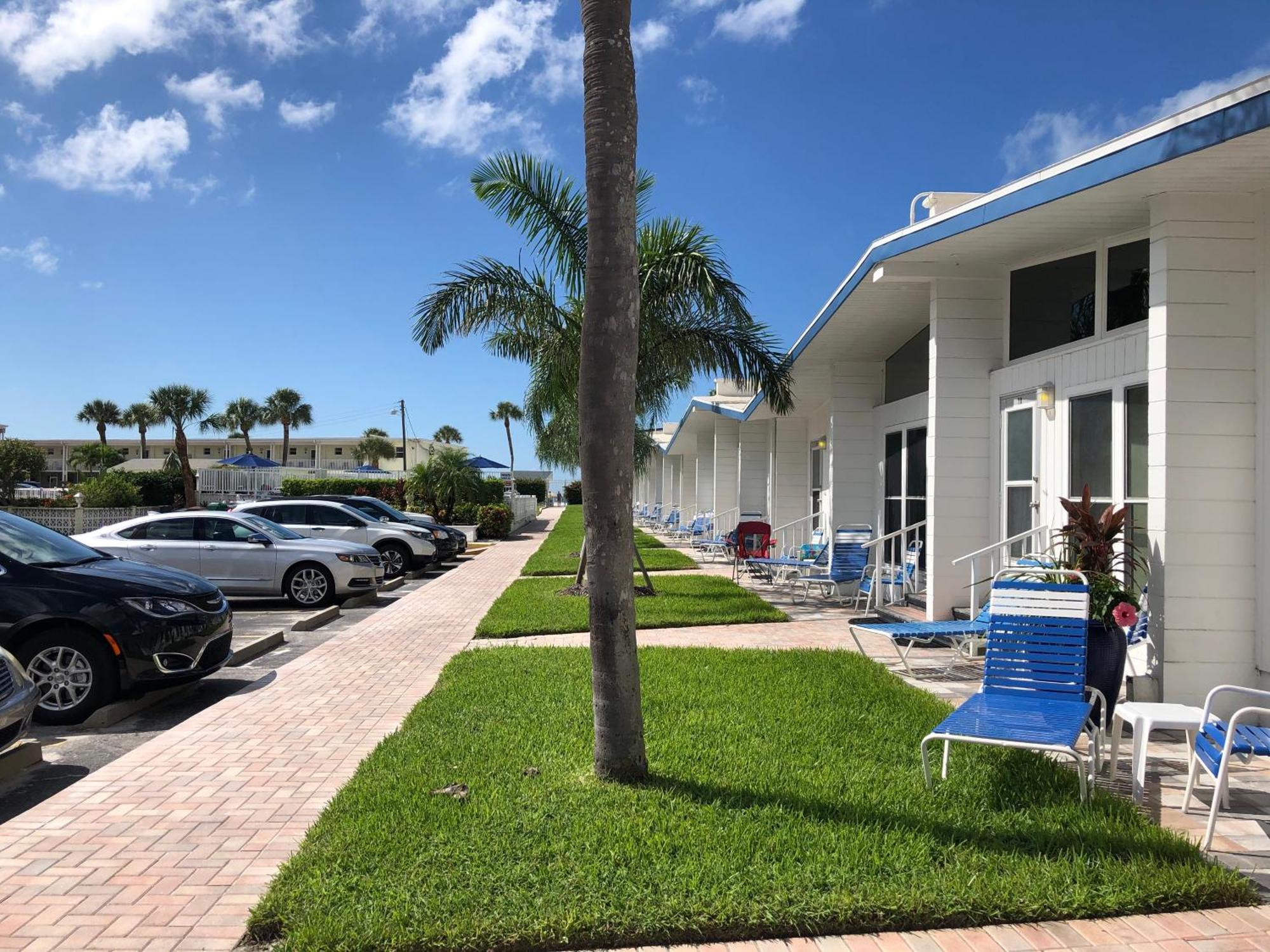 Sea Crest Aparthotel Point O'Rocks Kültér fotó